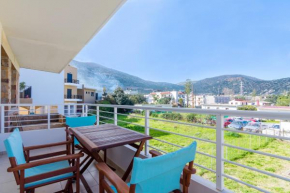 Beautiful Maisonette house close to the Beach